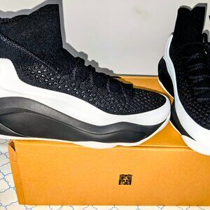 EQLZ "247" Mens / Women's Basketball / Casual Sneaker size 10.5 W / 9M NEW